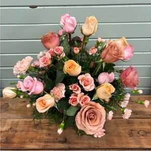 Elegant Floral Arrangement in Pink and Peach